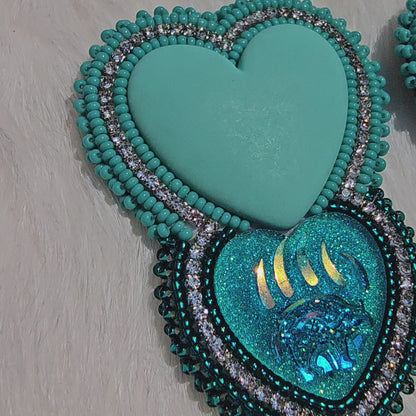 Turquoise heart with sparkle bear claw