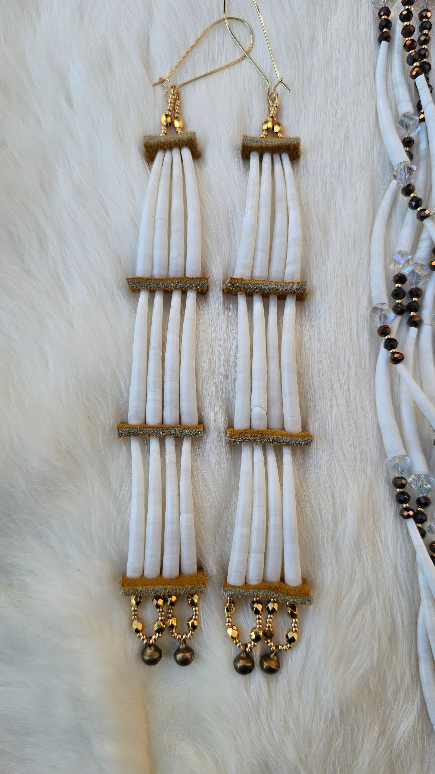 Dentalium necklace earring set 2Face Graphics