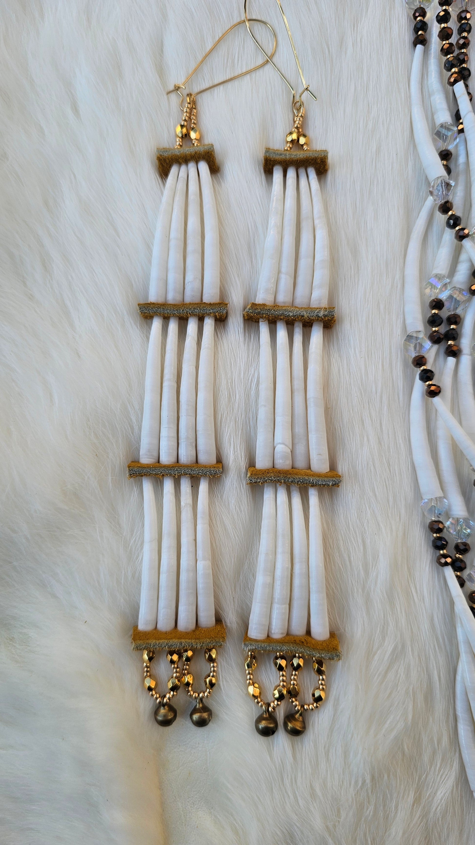 Dentalium necklace earring set 2Face Graphics
